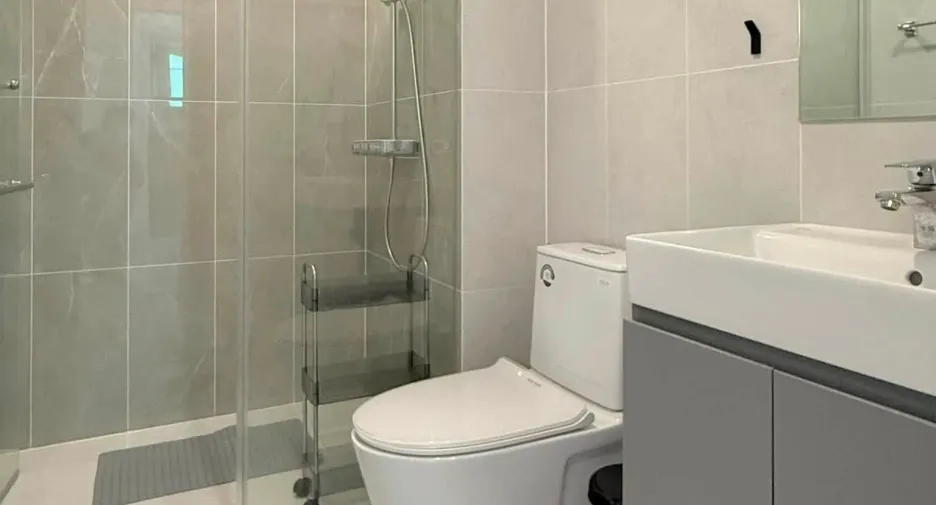 Wohnung zur Miete mit 2 Zimmer in Bang Rak, Bangkok