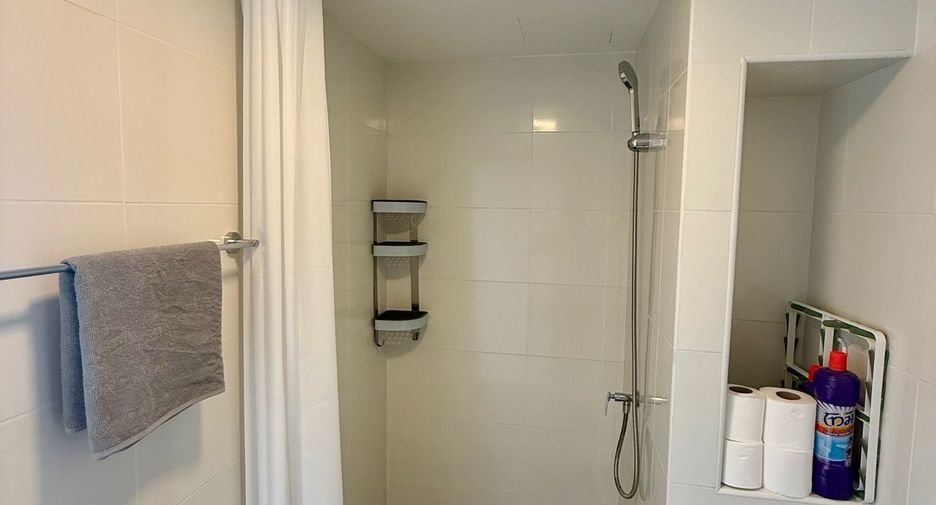 For rent 1 bed condo in Mueang Samut Prakan, Samut Prakan