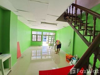 For rent 2 bedrooms townhouse in Bang Sue, Bangkok