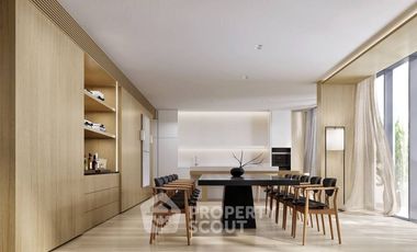 For sale 3 bedrooms condo in Watthana, Bangkok