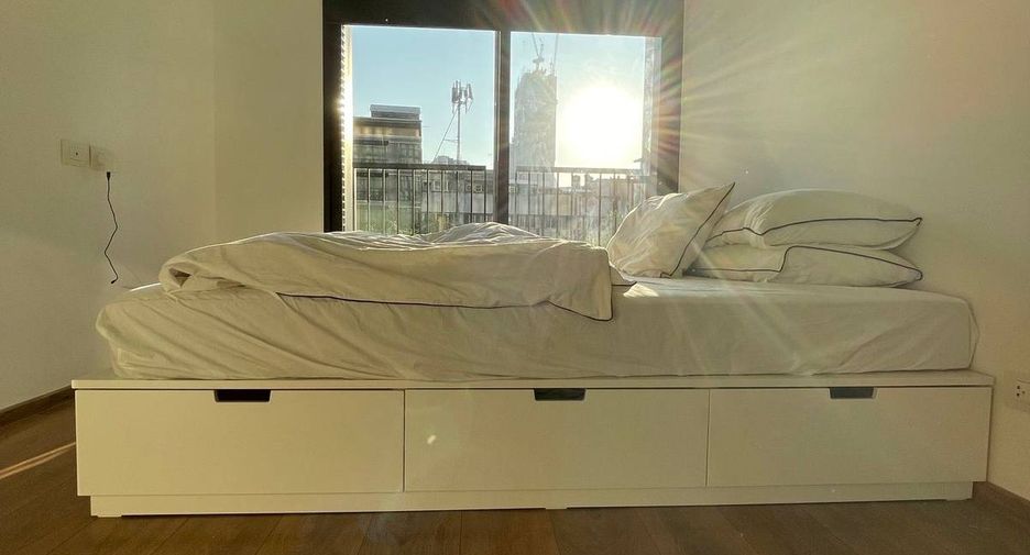For rent 1 bed condo in Watthana, Bangkok