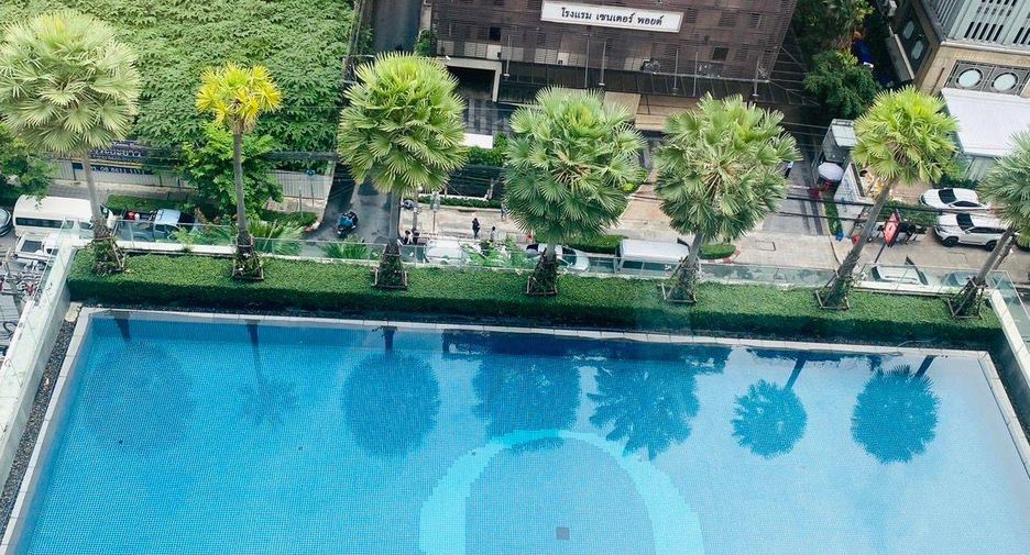 For rent 2 ベッドルーム condo in Pathum Wan, Bangkok