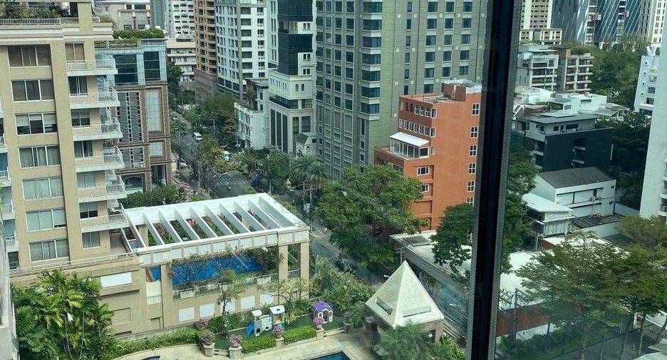 For rent 2 ベッドルーム condo in Pathum Wan, Bangkok