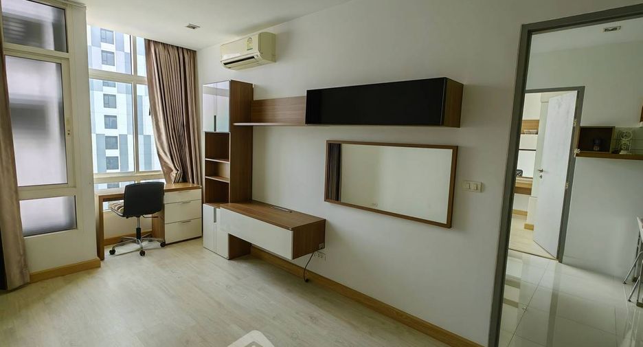 Wohnung zur Miete mit 2 Zimmer in Phra Khanong, Bangkok
