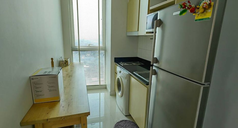 Wohnung zur Miete mit 2 Zimmer in Phra Khanong, Bangkok