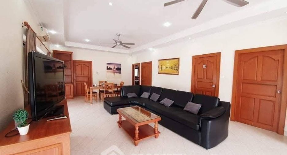 For rent 3 bedrooms villa in Jomtien, Pattaya