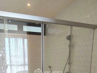 For rent 2 bedrooms apartment in Watthana, Bangkok