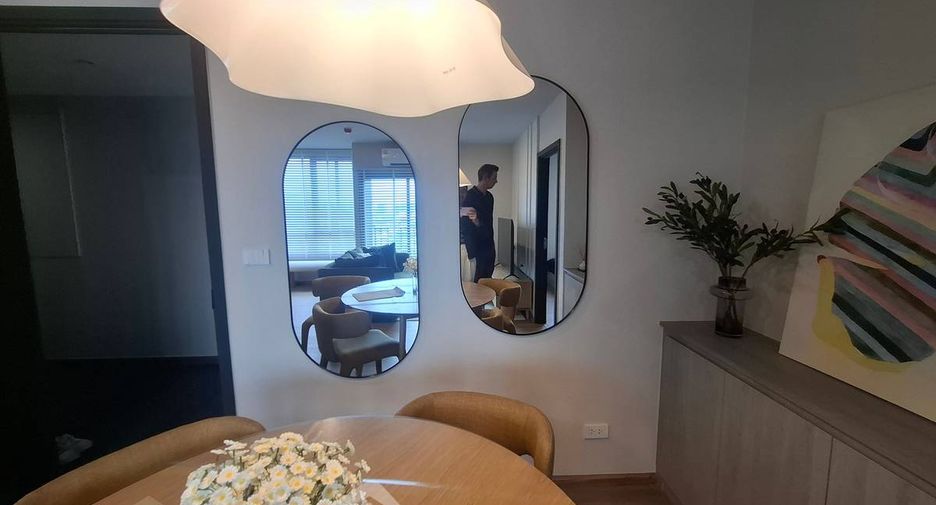 For rent 2 bedrooms condo in Phaya Thai, Bangkok