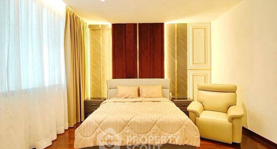 Haus zur Miete mit 5 Zimmer in Lat Krabang, Bangkok