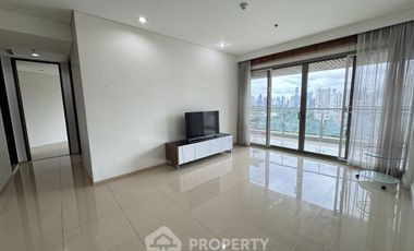 Condo en alquiler de 3 habitaciones en Khlong Toei, Bangkok