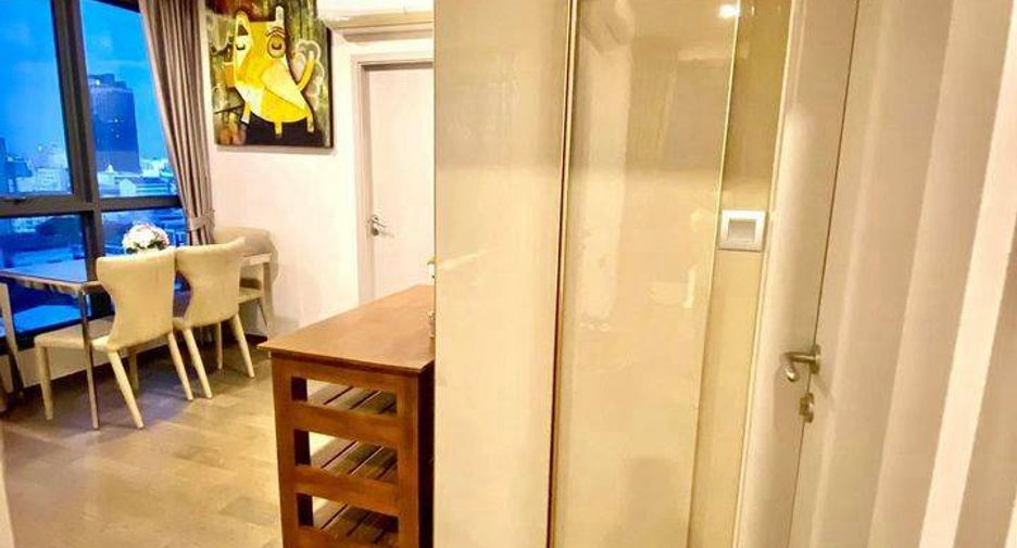 Condo en alquiler de 2 habitaciones en Pathum Wan, Bangkok