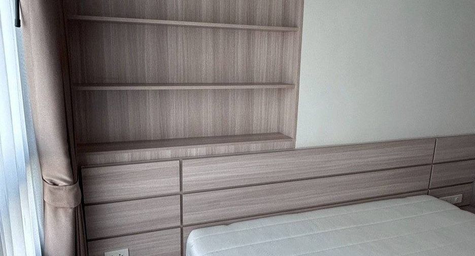 À louer 2 chambres condo à Phra Khanong, Bangkok