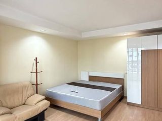 For rent 3 ベッドルーム condo in Phra Khanong, Bangkok