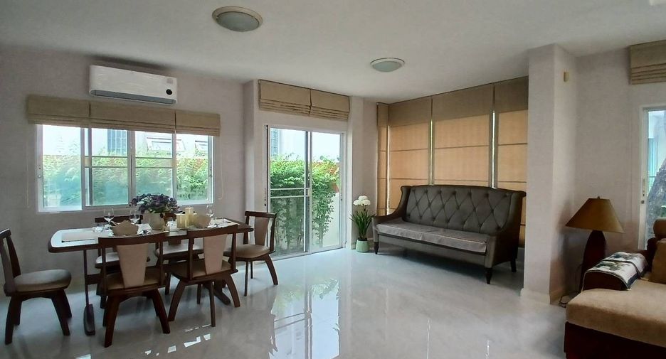 Haus zur Miete mit 3 Zimmer in Lat Krabang, Bangkok