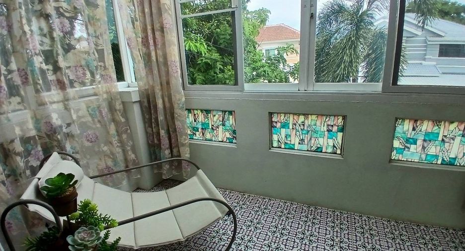 Haus zur Miete mit 3 Zimmer in Lat Krabang, Bangkok