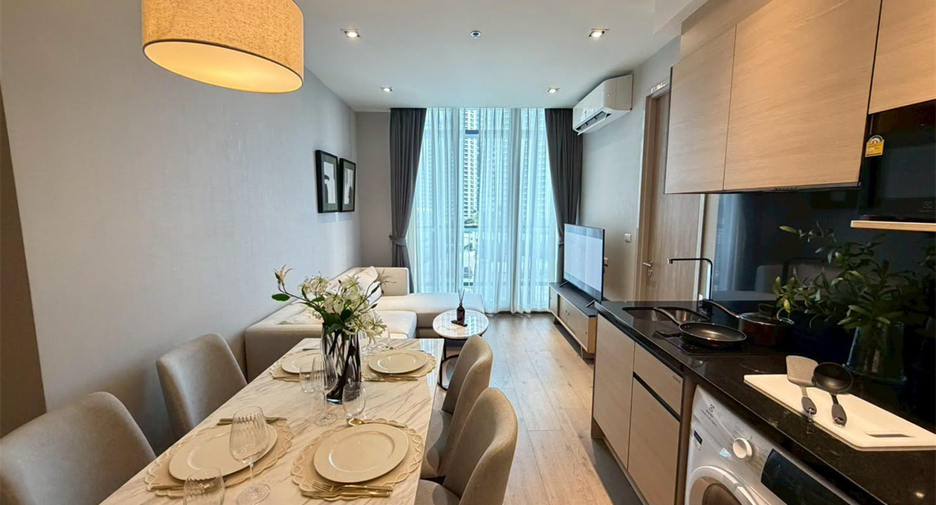For sale 2 bedrooms condo in Khlong Toei, Bangkok