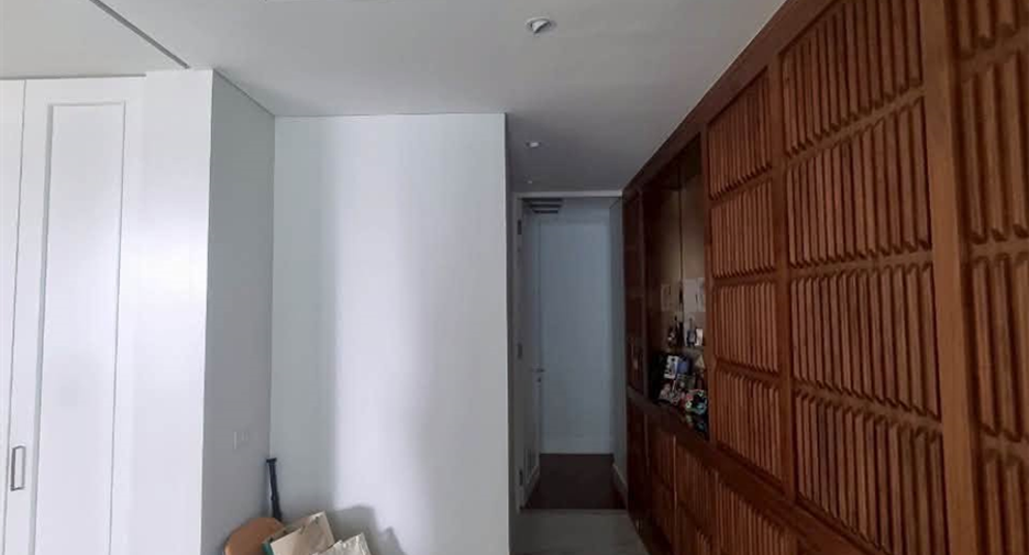 Condo en venta de 3 habitaciones en Sathon, Bangkok
