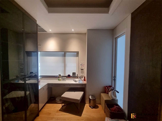 Condo en venta de 3 habitaciones en Sathon, Bangkok
