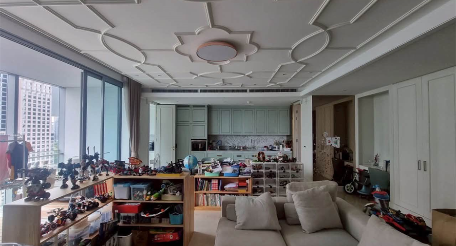 Condo en venta de 3 habitaciones en Sathon, Bangkok