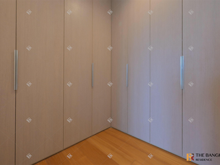For rent 3 bedrooms condo in Pathum Wan, Bangkok
