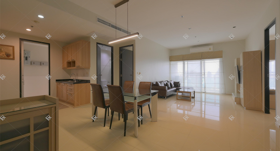 Condo en alquiler de 2 habitaciones en Khlong Toei, Bangkok