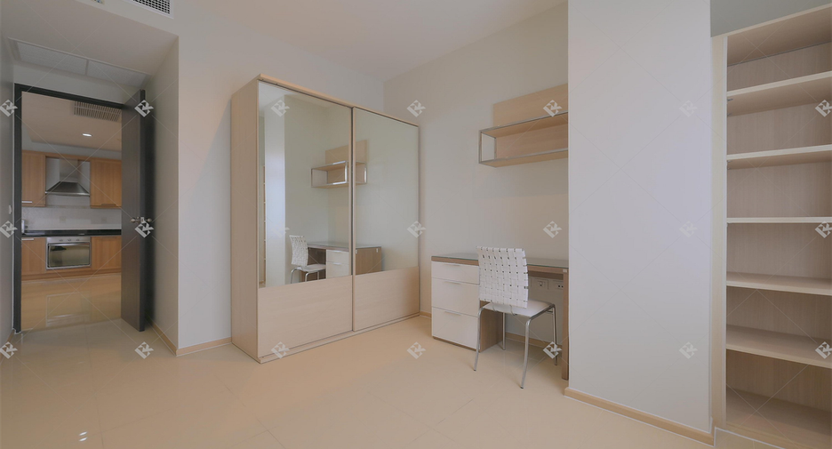 Condo en alquiler de 2 habitaciones en Khlong Toei, Bangkok