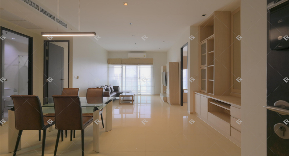Condo en alquiler de 2 habitaciones en Khlong Toei, Bangkok