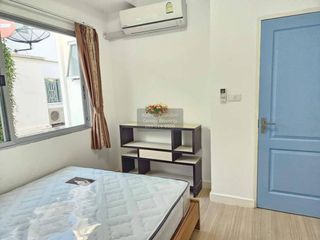 For sale 3 bedrooms townhouse in Bang Kapi, Bangkok