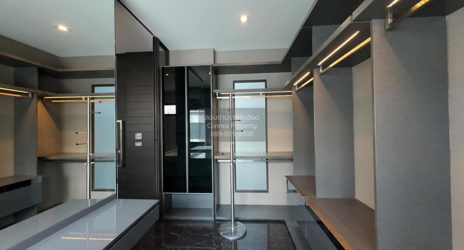 Casa adosada en venta de 3 habitaciones en Lat Phrao, Bangkok