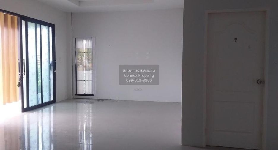 For sale 3 bedrooms house in Mueang Nakhon Ratchasima, Nakhon Ratchasima