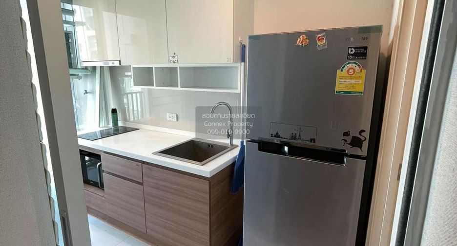 Condo en alquiler de 1 habitaciones en Yan Nawa, Bangkok