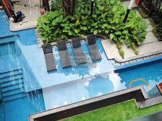 Condo en alquiler de 1 habitaciones en Phra Khanong, Bangkok