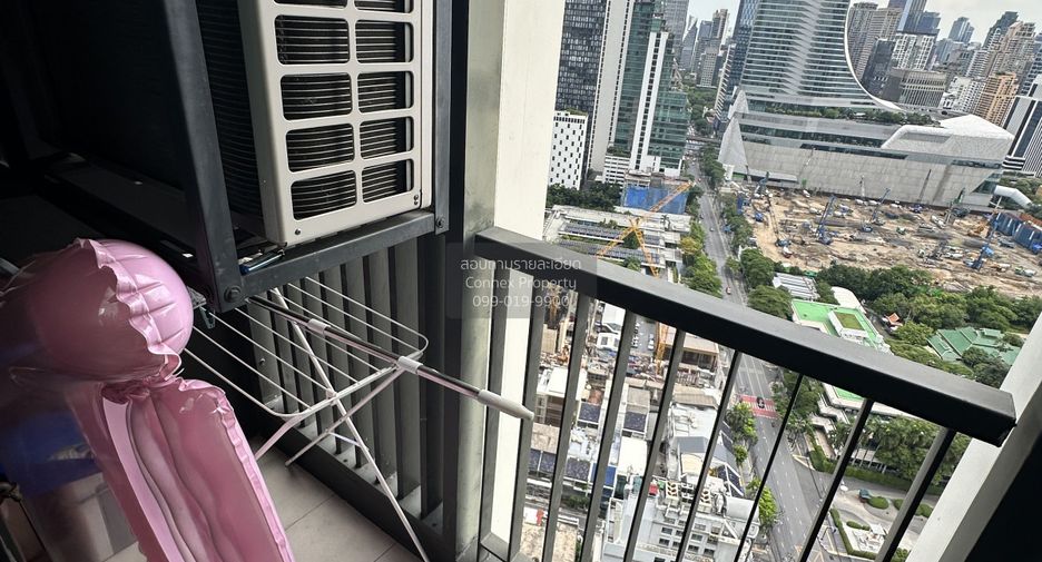 For rent 1 bed condo in Pathum Wan, Bangkok