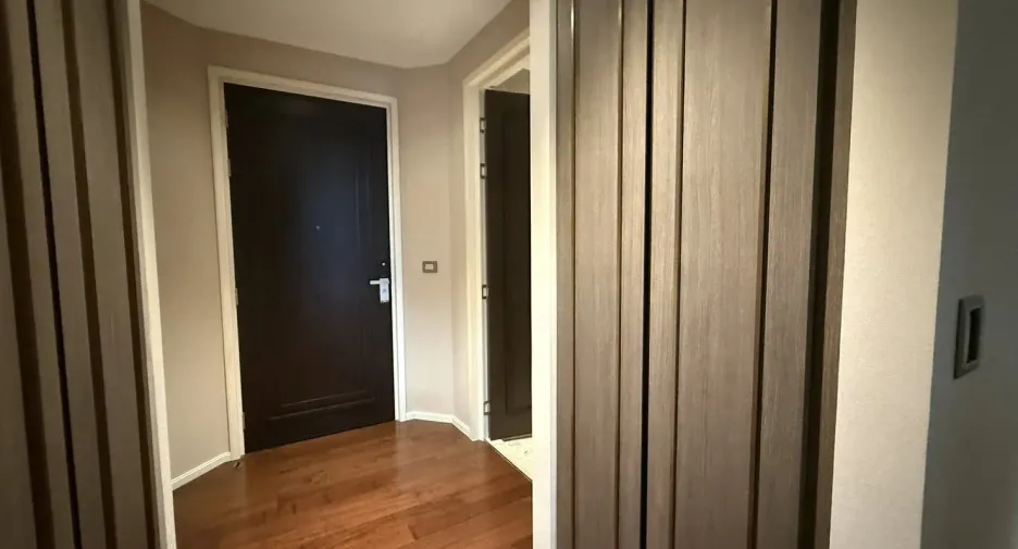 À vendre 1 chambre condo à Khlong Toei, Bangkok