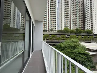Büro zur Miete mit 7 Zimmer in Huai Khwang, Bangkok