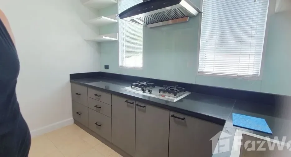 Casa en alquiler de 3 habitaciones en Prawet, Bangkok
