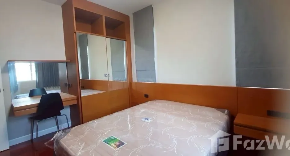 Casa en alquiler de 3 habitaciones en Prawet, Bangkok