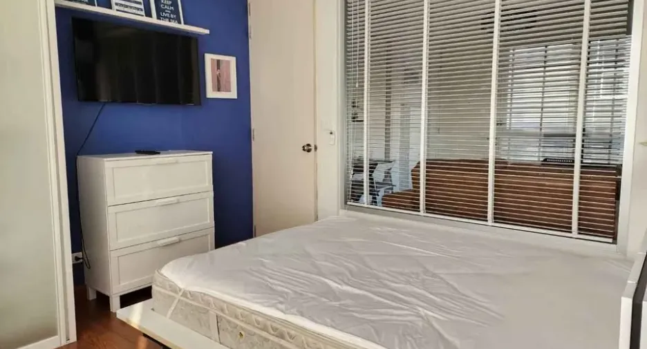 For sale 1 bed condo in Thon Buri, Bangkok