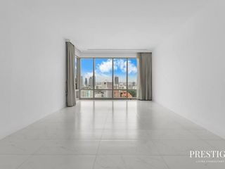 For rent 2 ベッドルーム condo in Pathum Wan, Bangkok