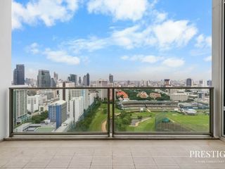 For rent 2 ベッドルーム condo in Pathum Wan, Bangkok