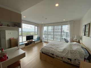 À vendre 3 chambres condo à Yan Nawa, Bangkok