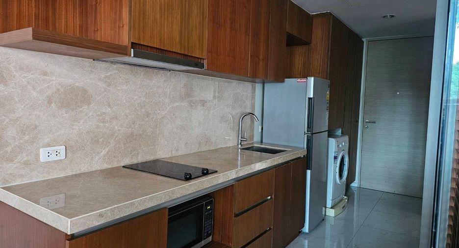 For rent 1 bed condo in Watthana, Bangkok