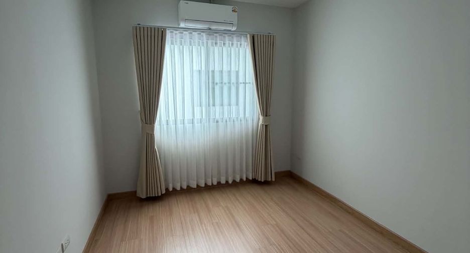 For rent 3 bedrooms house in Mueang Chiang Mai, Chiang Mai