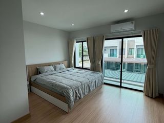 For rent 3 bedrooms house in Mueang Chiang Mai, Chiang Mai