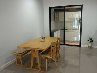 For rent 3 bedrooms house in Mueang Chiang Mai, Chiang Mai