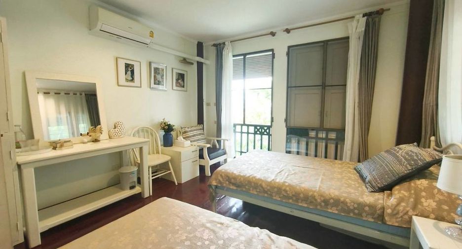 Casa en alquiler de 5 habitaciones en Min Buri, Bangkok