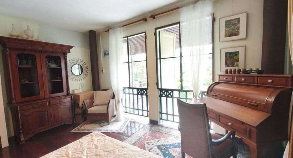 Casa en alquiler de 5 habitaciones en Min Buri, Bangkok