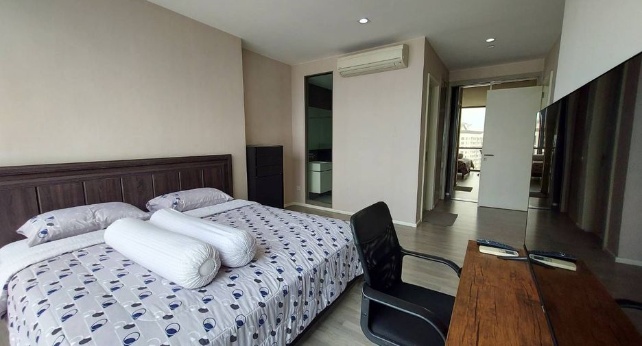 For sale 2 bedrooms condo in Khlong Toei, Bangkok