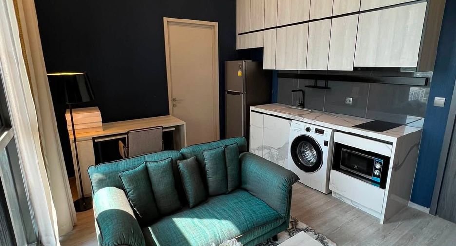 Condo en alquiler de 1 habitaciones en Phra Khanong, Bangkok