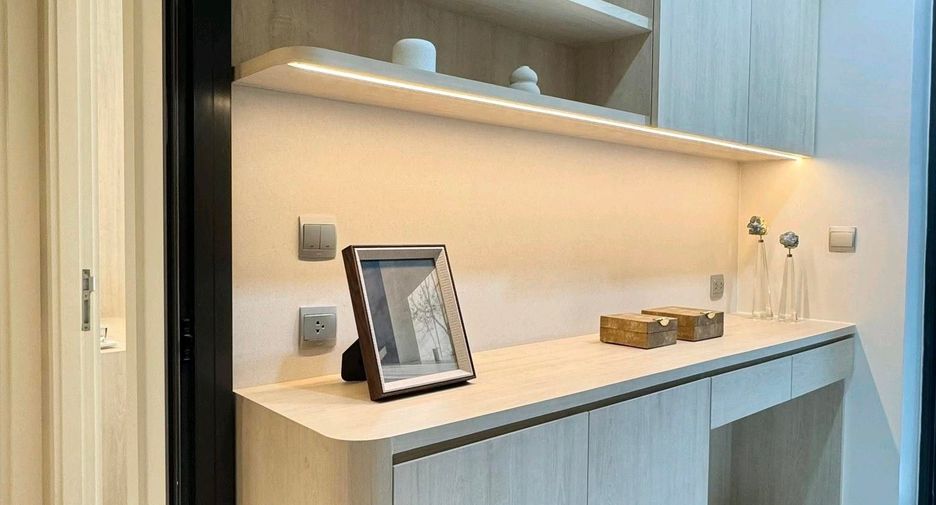 For rent 1 bed condo in Huai Khwang, Bangkok